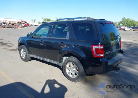 2011 Ford Escape Limited z USA, uszkodzony, nr VIN 1FMCU9EGXBKB66282